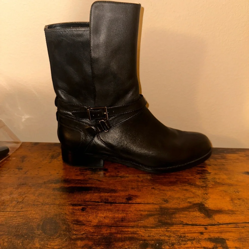 Umberto Raffini Women’s Ankle Boots Side Buckle 2409 Bootie Comfort Size 8.5 39 - Picture 2 of 8